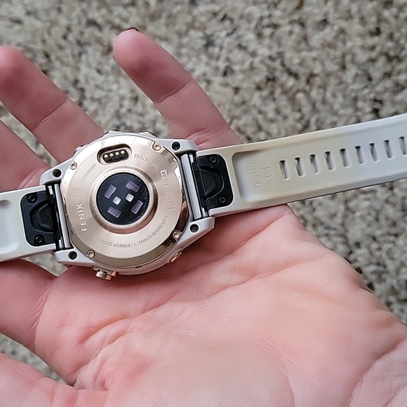 Garmin Fenix 7S Sapphire Solar - Picture 6 of 6